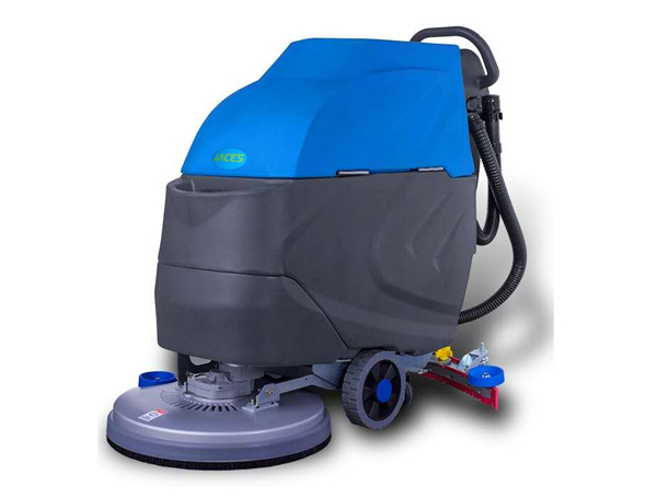 <b>如何选择驾驶式洗地机，深圳洗地车选择的标准</b>
