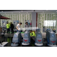 深圳赛尔林购买国邦电瓶洗地机